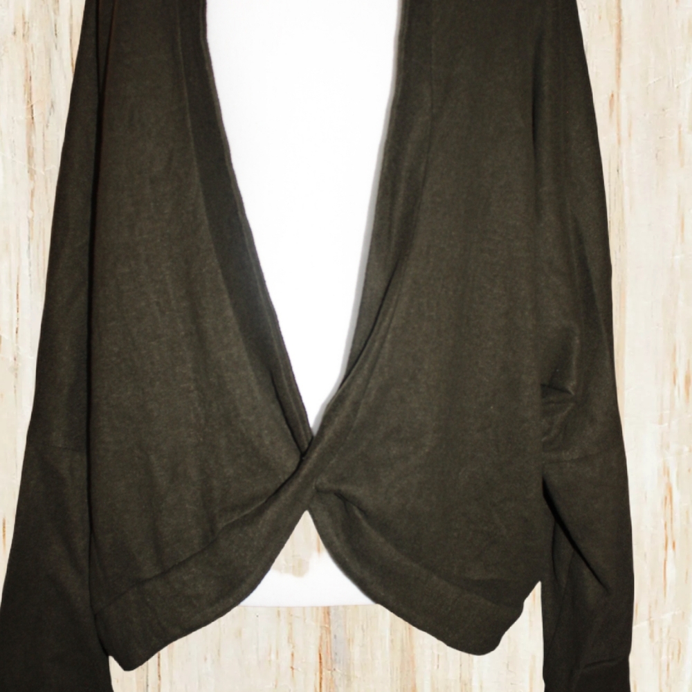 Rue21 Olive Green Women's Sweatshirt - Picture 4 of 5